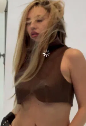 Ava Max / avamax / plharleyquinn