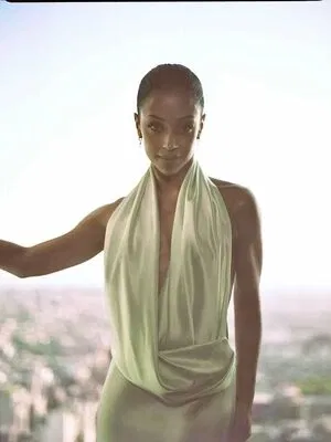 Liza Koshy / lizakoshy