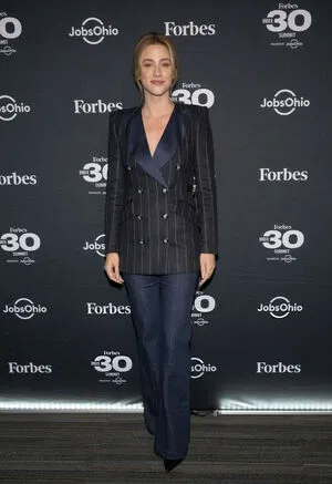 Lili Reinhart / Unpublished Photos / lilireinhart