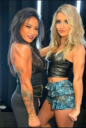 Xia Brookside / xiabrookside
