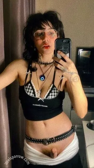 Itzel2002 / itzel_xd2002