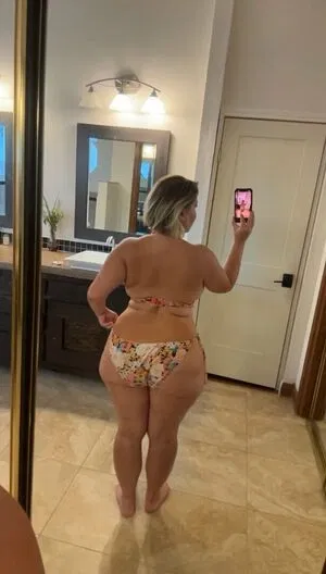 Mal Malloy / MalMalloy / itsamemalmalloy