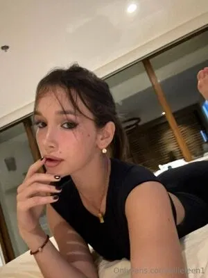 EllieLeen1 / itsnotellieleen