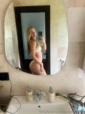 mackenziehart / mackenzielhart
