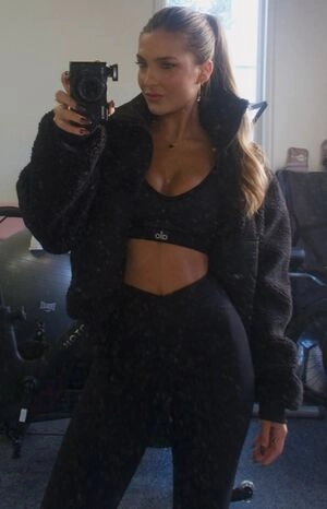 Lexi Brooke Rivera / lexibrookerivera