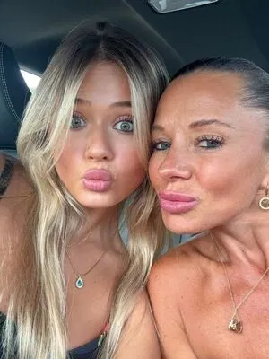 fitt4pleasure / https: / kaitlyn jaynne