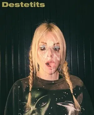 Alison Wonderland / alisonwonderland / allywonder