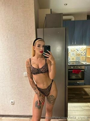 crystalleila5 / leila_crystal