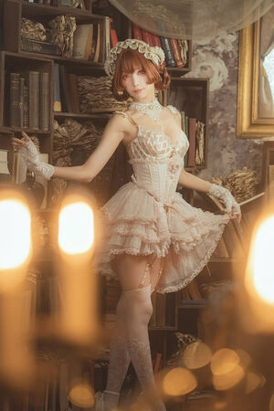 Ely Cosplay / Ely_eee / eeelyeee