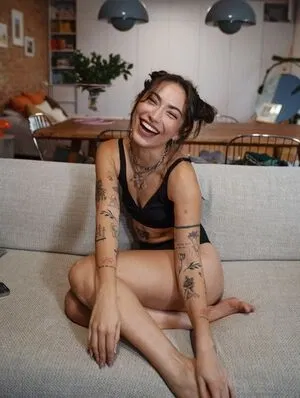 Beth.sal / Betka Saloňová / bethastley