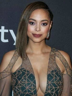Amber Stevens West / amberonistevenswest / amberstevens