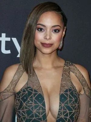 Amber Stevens West / amberonistevenswest / amberstevens