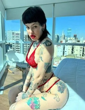 Ana Devin / ana.devin