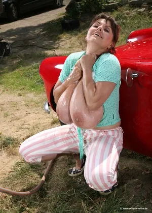 Milena Velba / milena_offical / ms.milenavelba / velbamilenaveronikalz