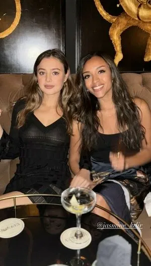 Eileen Kelly / eileen / kellyxlauren / killerandasweetthang