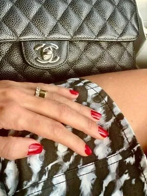 Andrea Beltran / andyjazba