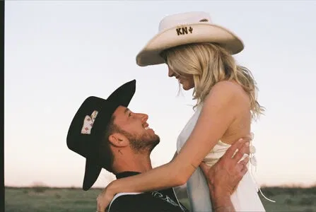 Kaylee & Cody / codyandkales / thenaughty_travelers