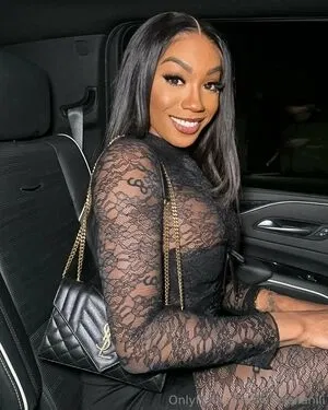 iamleilanili / iloveleilanili