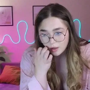 Cosycute / Katheryn Lewis / cosy.official / poryote