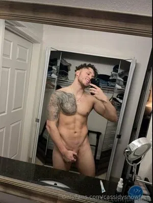 cassidysmullenn / cassidysnowfree