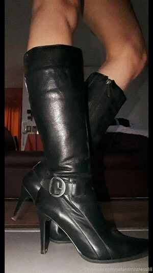 satansmistress88
