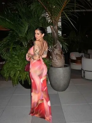 May Bakshi / maybakshi_