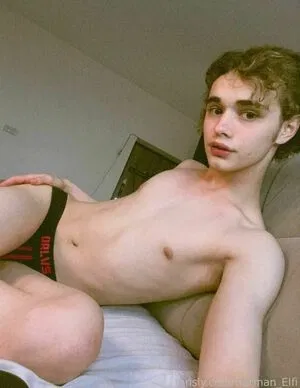 user427880893135200257