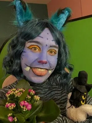 Ellen Rose / ellenrosee / icklenellierose / outsidextra