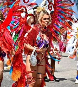 Tallia Storm / Tallia_Storm / talliastorm