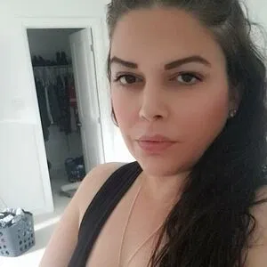 Deesinnns / d.jsinnn80 / design / https: