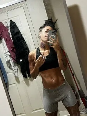 Treasure Osiria / itsosiriaaa / itstrebaby / osiria_15 / treasureosiria