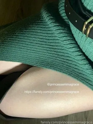 Emma Grace Murabito / emmagracemurabito / https: