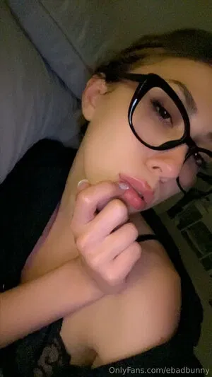 ebadbunny / fansd.ebadbunny