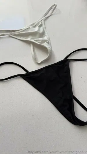 puff_n_nugs / yourfavouriteneighbour