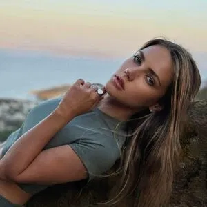 Alena Aganova / alena_night_ / alenka_sold / https: