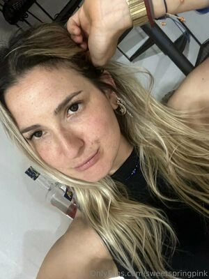 sexyblondiespring