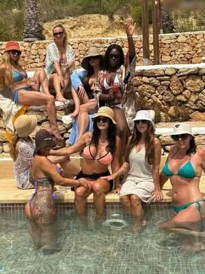 Mariella Ahrens / mariellaahrens