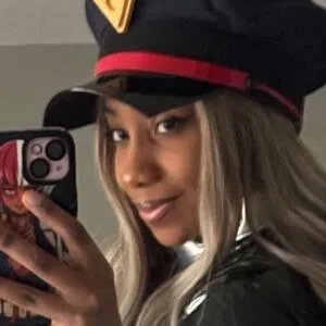 Sophia Mae / julieexox1 / xjuliexoxo1