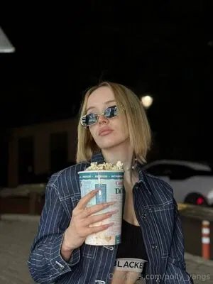 Erica Mori / Polly Yangs / polly_yangs / polly_yangs_