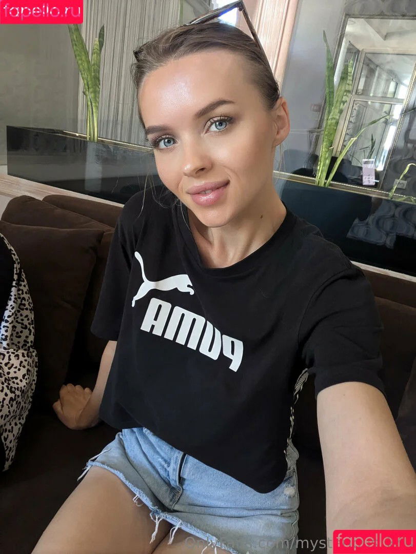 mysterious_hotkris / mysteriouskris