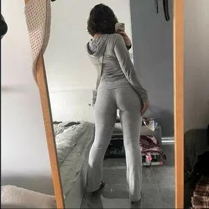 Karandashiha / Đào Vũ Hạnh Linh