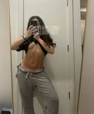 dreamiprincess / itsaartisahu / realgigigrey