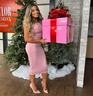 Trish Stratus / trishstratuscom