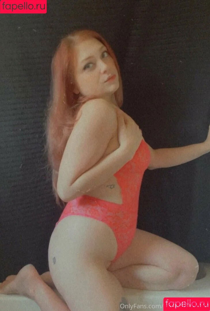 roseyasscheeks / roseyasscheeks_