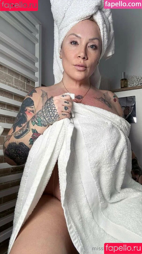 misshawthorn / misshawthorn_2