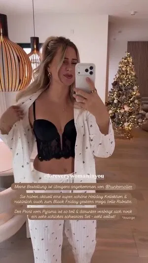 Maren Wolf / jellwolffree / marenwolf