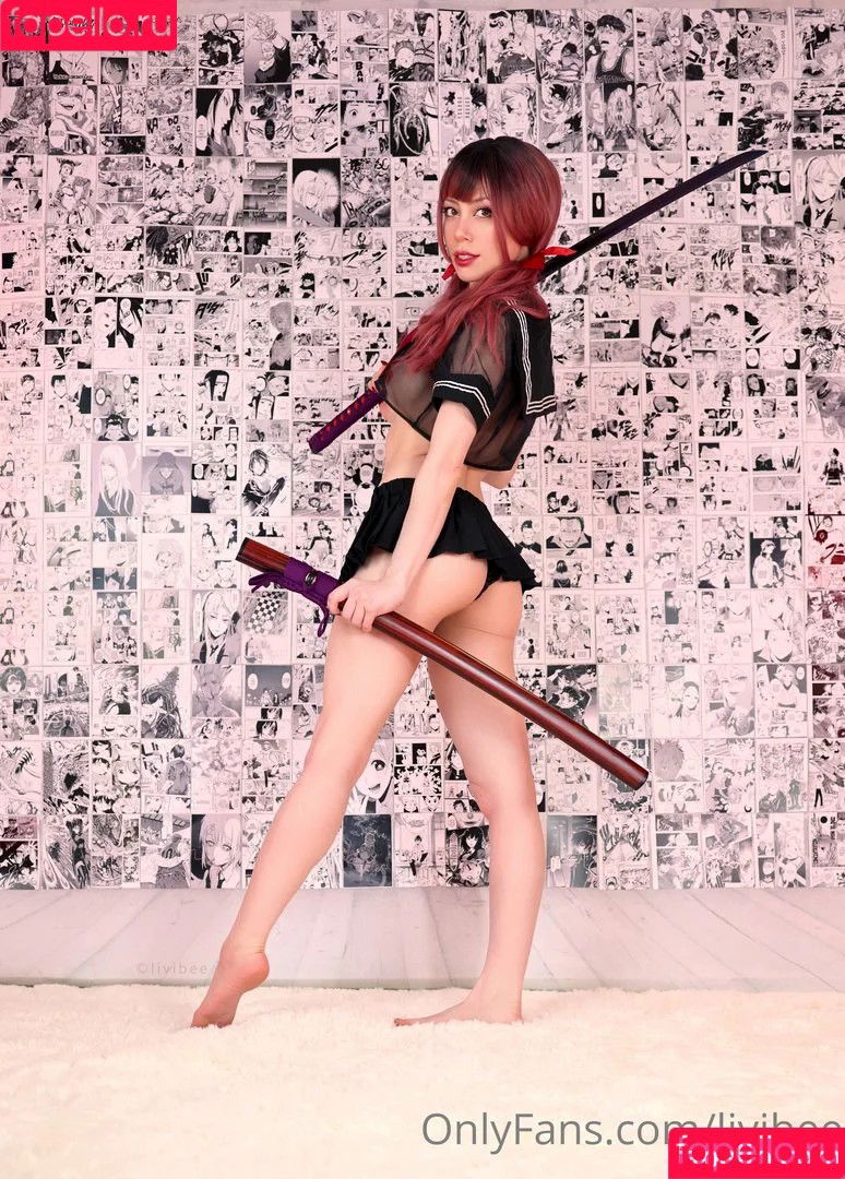 Livibee / Simp Chat / livibeeee