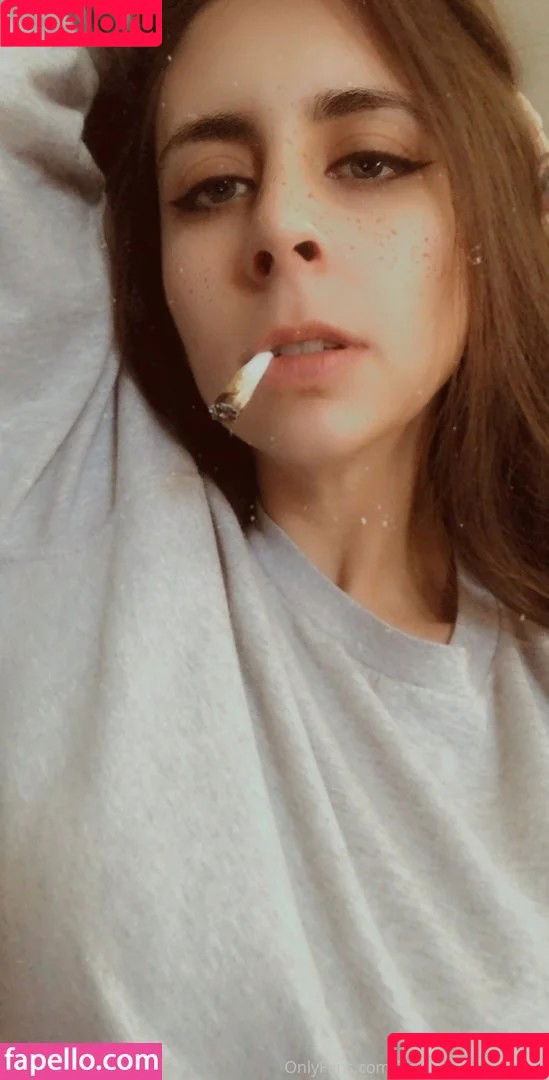 The Stoned Highness / actually.stoned / thestonedhighness