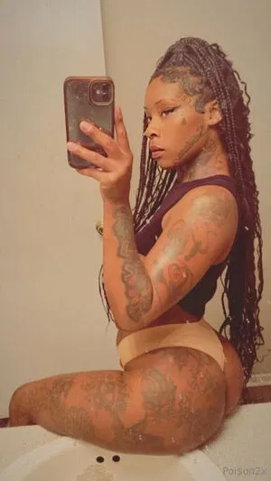 chanelchanel2x / theerealpoison