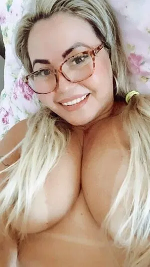 Rosangela Pantoja / karlitapantoja / rosangelapantojasensual / rositapanto